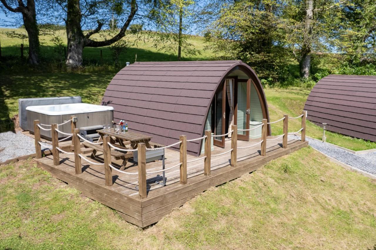 Pods At Broadway Laugharne
