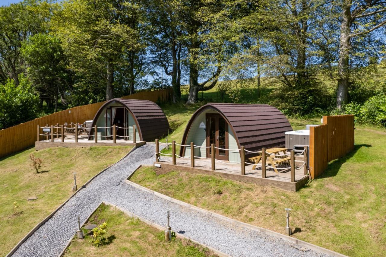 Pods At Broadway Laugharne
